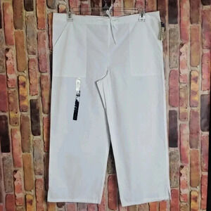 Cherokee | Crop Pants | Lightweight | Sz S |White